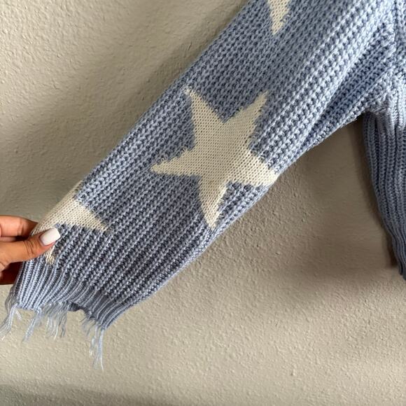 Polly & Esther Star Baby Blue Raw Hem Distressed Knitted V-neck Sweater Size XL - Picture 12 of 13